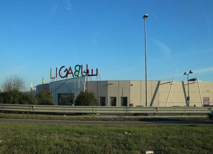 Centro Commerciale a Reggio Emilia