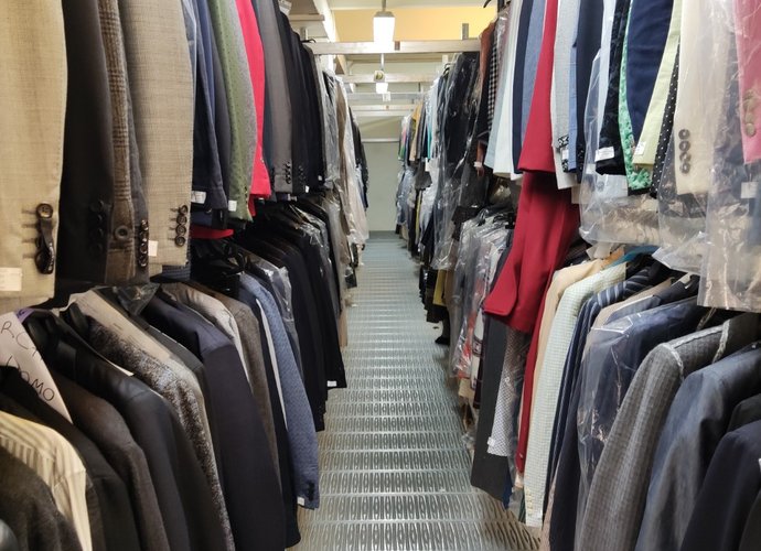 Stock di abbigliamento