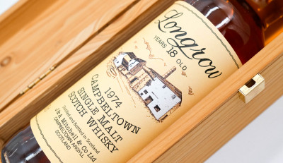 Il fascino senza tempo del collezionismo di whisky: un viaggio nel tempo con Longrow 1974 18 Year Old Single Malt Scotch Whisky